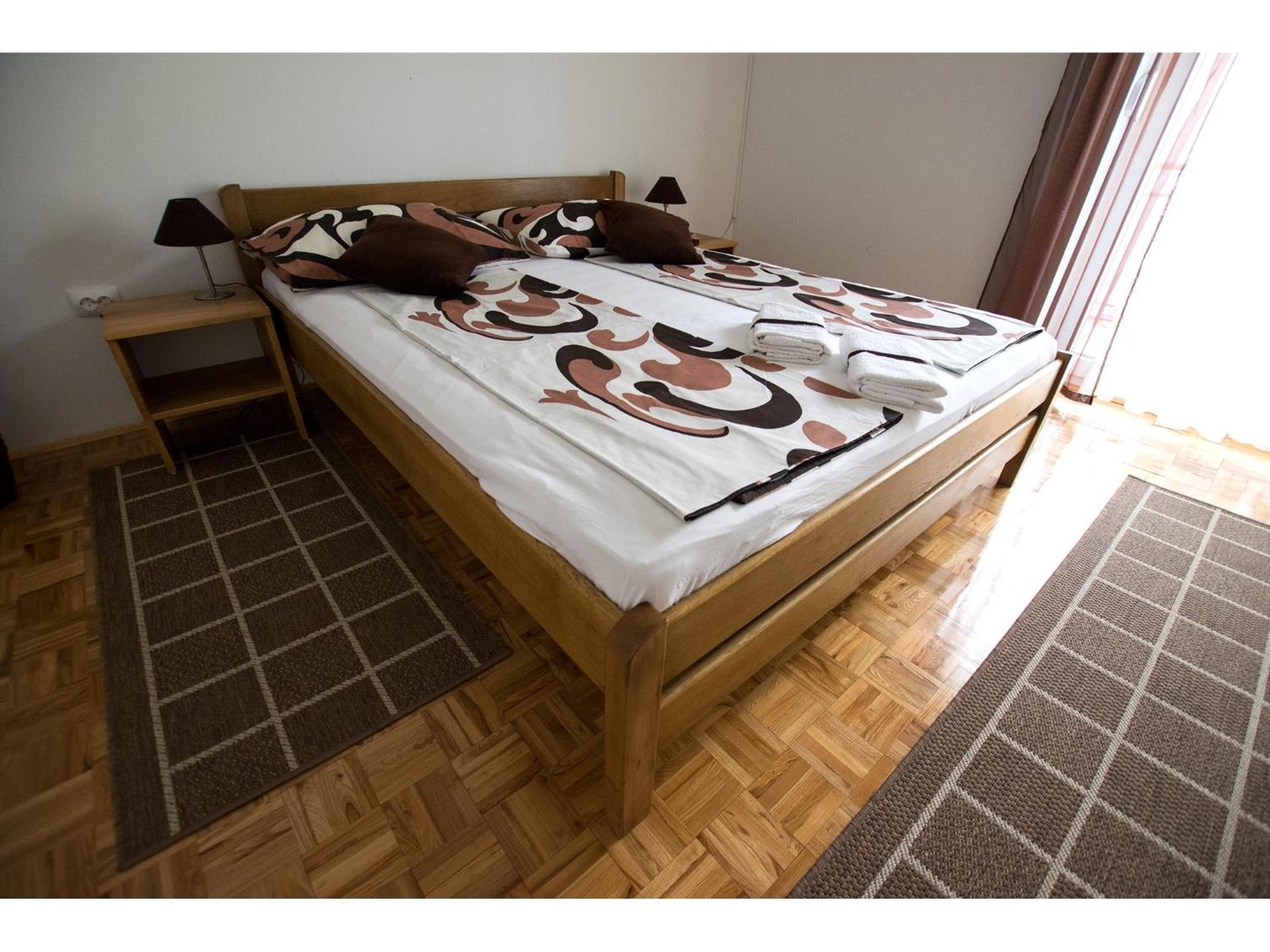 Apartments Troselj ستاريغغاد باكلينتسا المظهر الخارجي الصورة